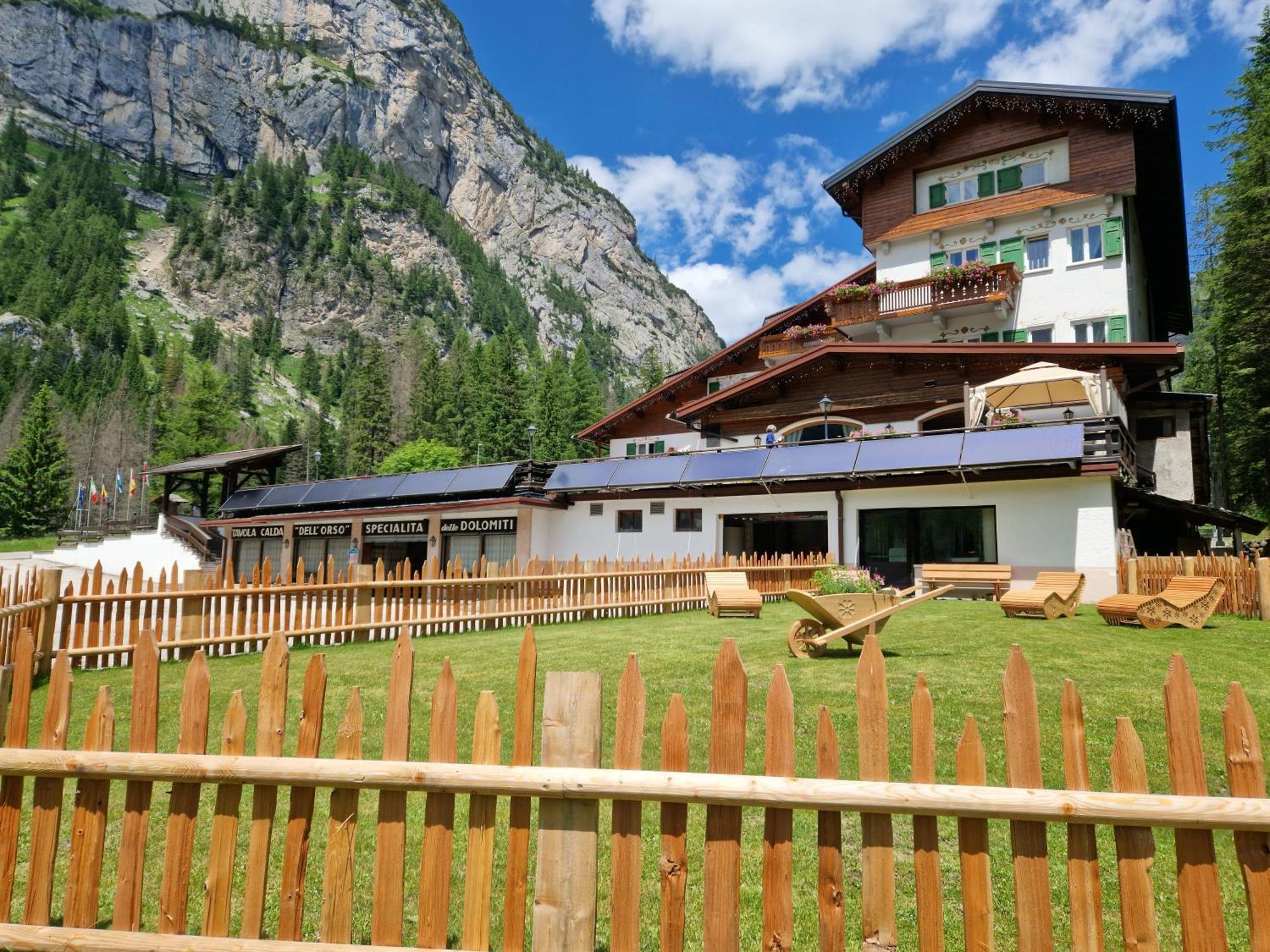 Hotel Roy Malga Ciapela Exterior photo
