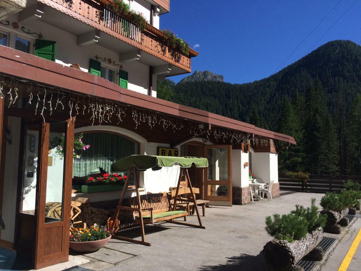 Hotel Roy Malga Ciapela Exterior photo
